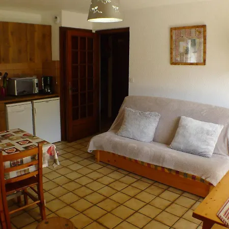Apartment T2 Au Calme, Proche Centre Village - Terrasse Et Parking - Fr-1-629-16 *